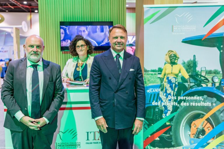 Diamniadio, 3 settembre 2025. Il Ministro dell’Agricoltura Francesco Lollobrigida partecipa al Forum Africano sui Sistemi Alimentari.